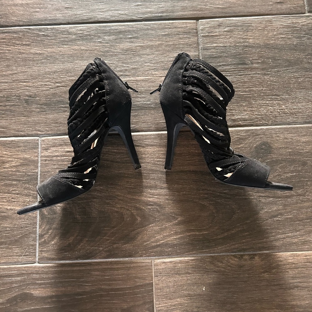 LC Lauren Conrad Black Strappy Heels